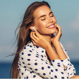 TWS Bluetooth Headphones with Advanced Battery Display TC31 for Universal Cell Phone And Bluetooth Device (Champagne Gold)