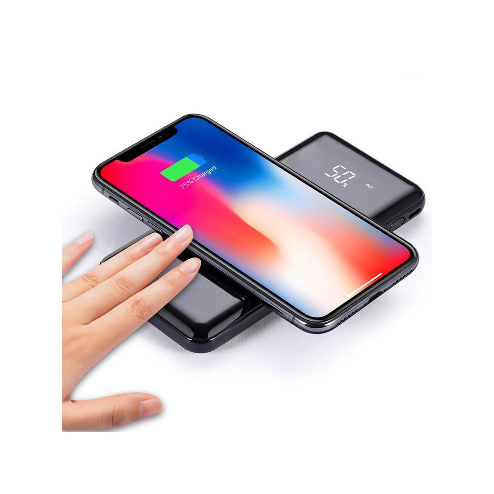 Multifunctional mirror wireless charger